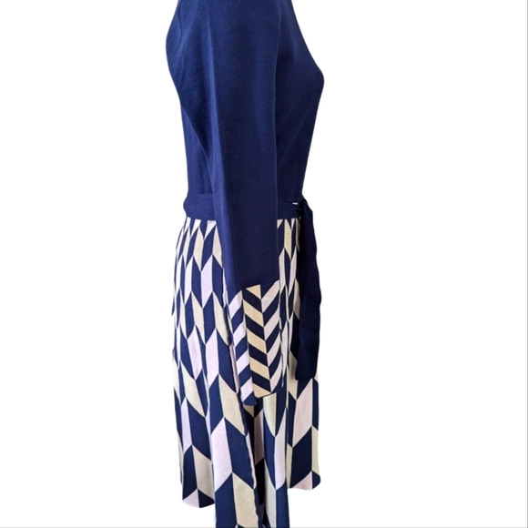 Eliza J Navy Flare Minimalist Sweater Dress ..Size XL - Picture 4 of 7